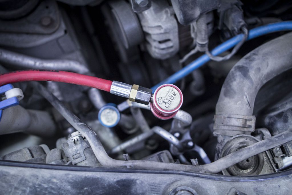 Заправка кондиционера в КОЛЕСО